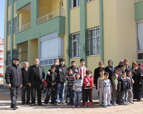 Kış günü elektrikleri kesildi