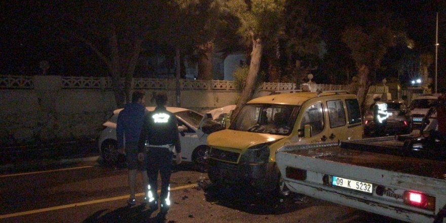 Kuşadası’nda trafik kazası; 2 yaralı