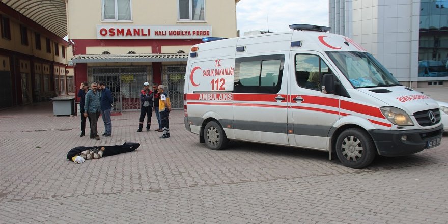 Sokak ortasında ölü bulundu