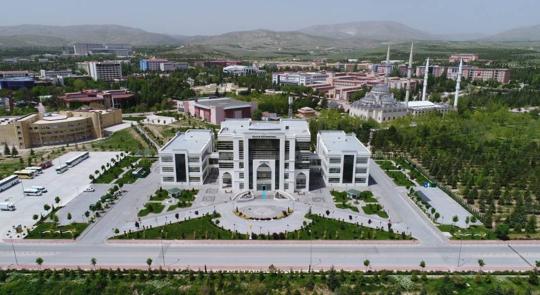 Konya'da bu üniversitenin karşısına 7 kat imar verildi! 55 milyon liraya arsa satılacak 6