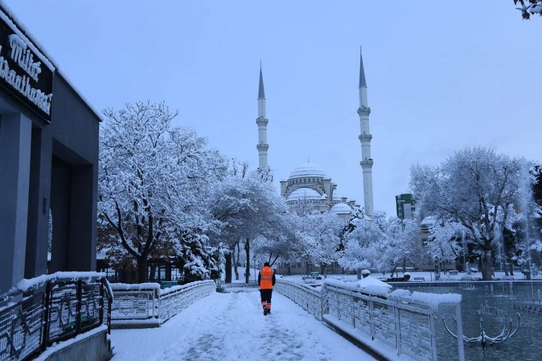 Konya'ya kar yağacak! Uzman isim bu tarihe işaret etti 10
