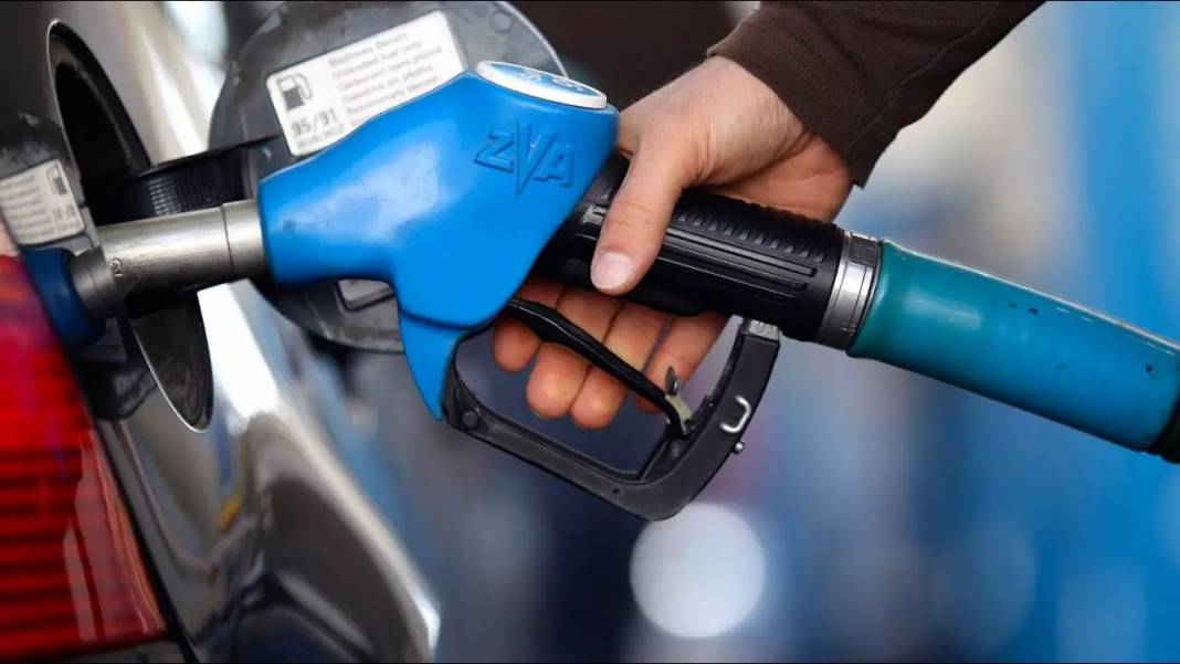 Benzin ve motorin fiyatlarında 2024 yılında bir ilk yaşanacak 2