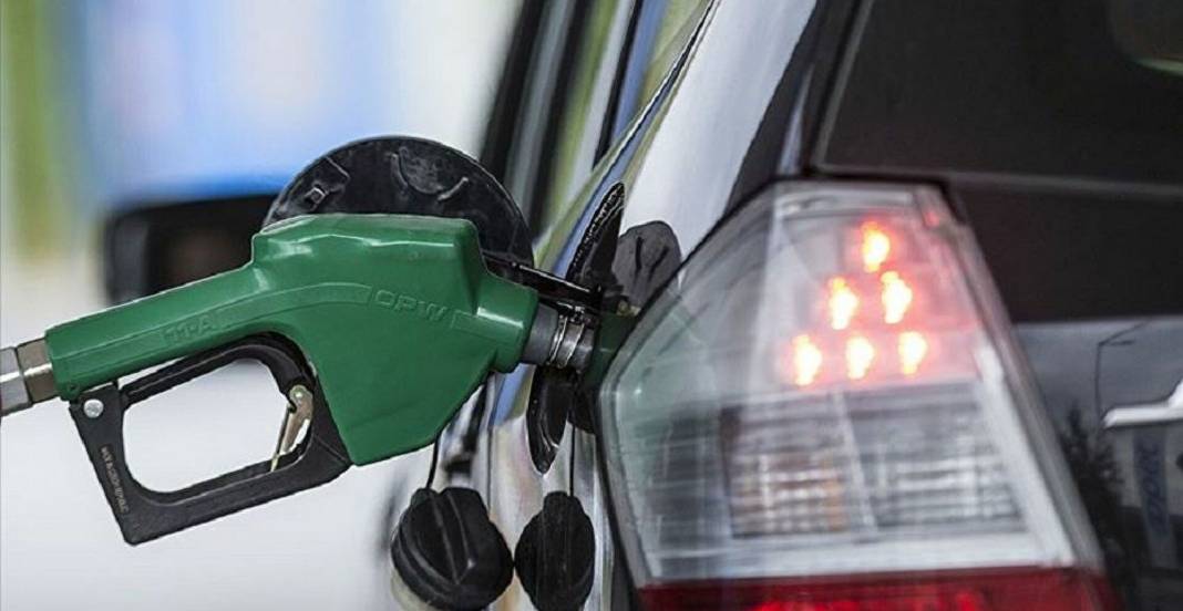 Benzin ve motorin fiyatlarında 2024 yılında bir ilk yaşanacak 5