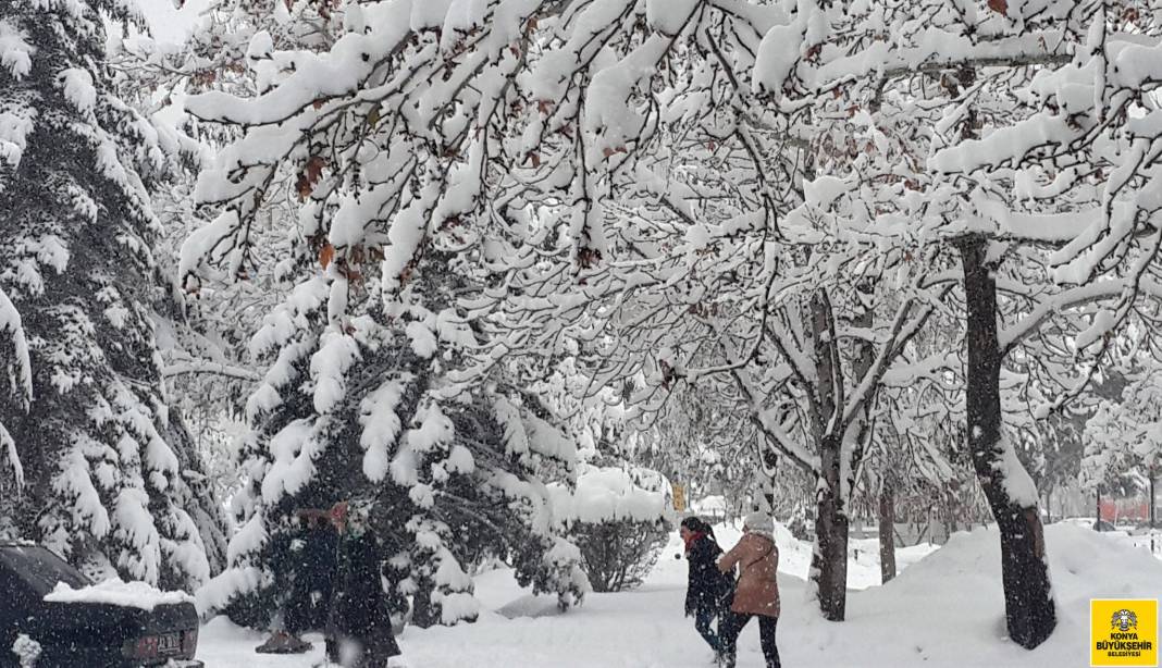 Konya'ya 2024 yılı kar yağışıyla geliyor! Tarih açıklandı 10