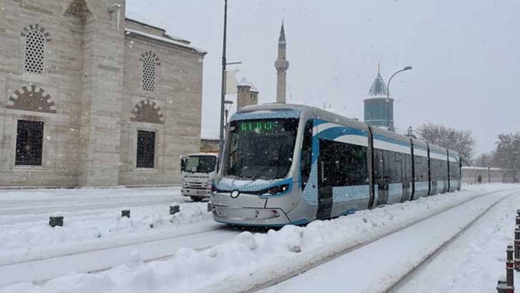 Konya'ya 2024 yılı kar yağışıyla geliyor! Tarih açıklandı 5