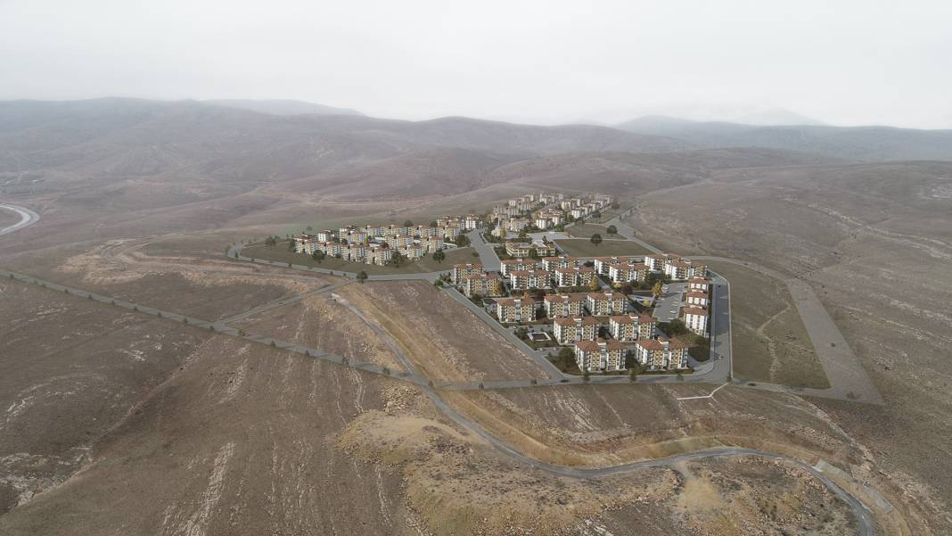Konya'ya yeni TOKİ projesi müjdesi! Devlete ait bu araziye inşa edilecek 9