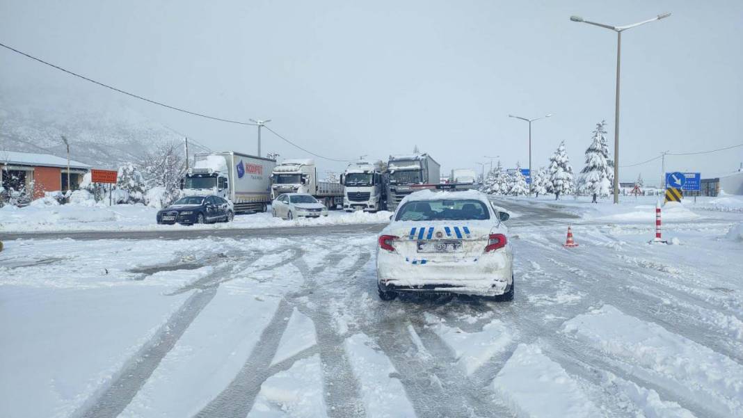 Konya'da 15 santimetre kar yağışı bekleniyor! Tarih verildi 10