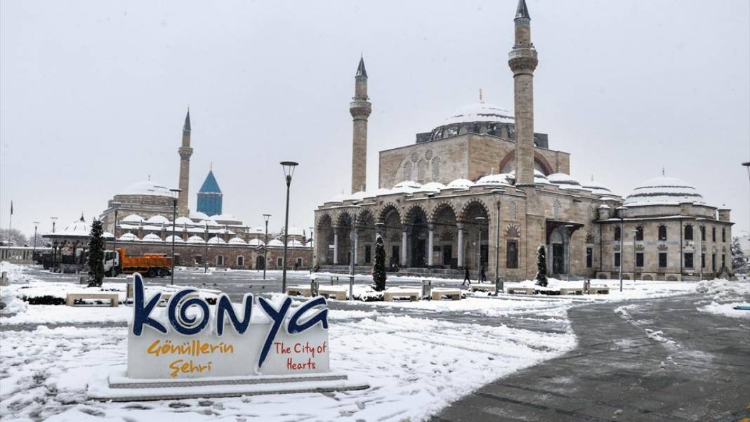 Konya'da 15 santimetre kar yağışı bekleniyor! Tarih verildi 4