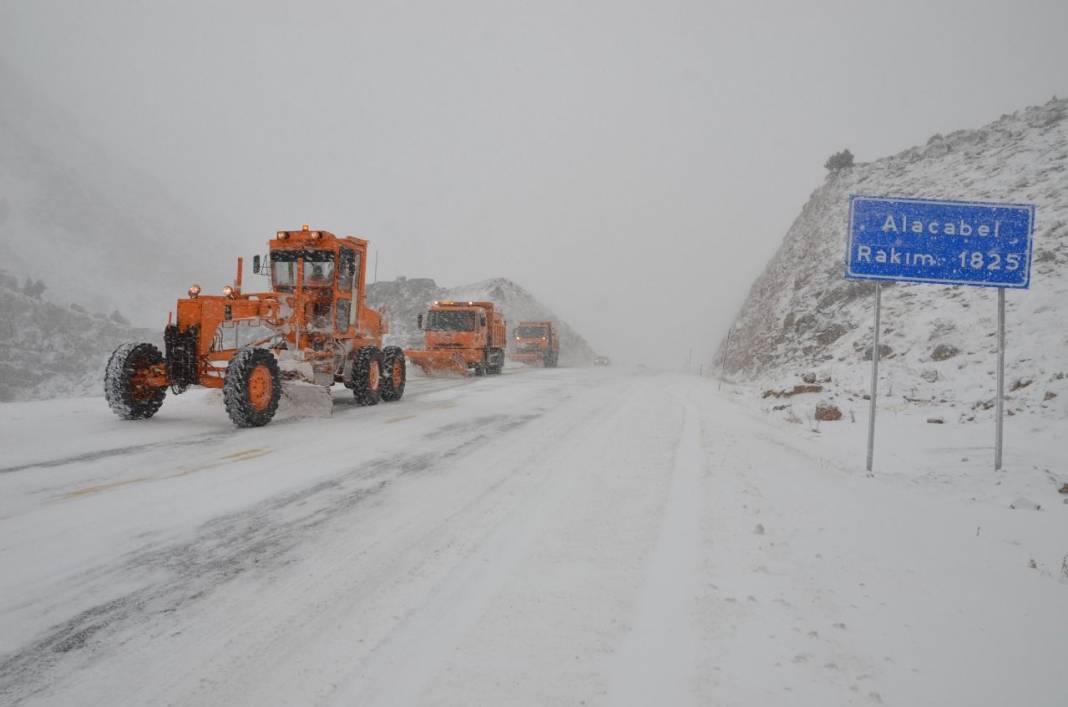 Konya'da 15 santimetre kar yağışı bekleniyor! Tarih verildi 7