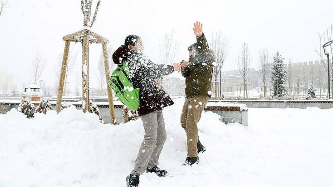 Konya'da yoğun kar yağışı bekleniyor! Saat aralığı paylaşıldı 7