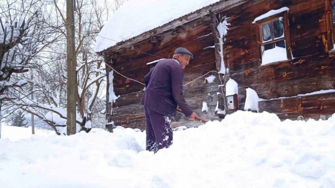 Konya ve Karaman'a çok yakın olan bölgeye 246 santimetre kar yağdı 8