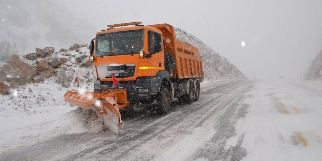 Konya'da kar yağışı 3 gün sürecek! Başlangıç saati açıklandı 6
