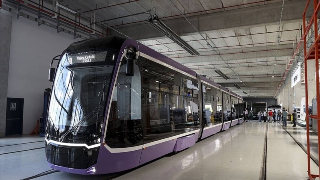 Türkiye yerli ve milli tramvay üretti! İtalya'daki belediye 20 adet satın aldı 10