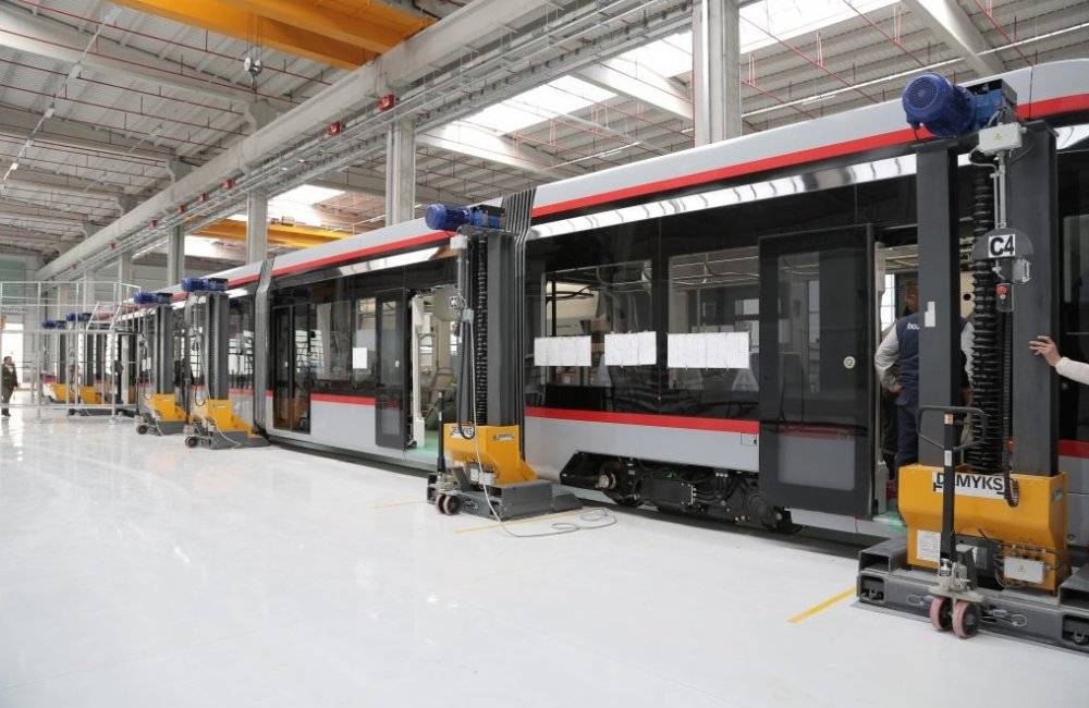 Türkiye yerli ve milli tramvay üretti! İtalya'daki belediye 20 adet satın aldı 7
