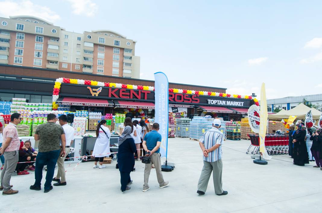 Konya'da meşhur yerel marketin 6 şubesi Migros'a satıldı! İsmini duyan şaşırıyor 10