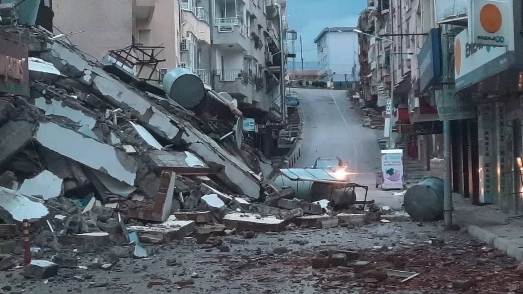 Türkiye'nin yeni deprem haritası korkuttu! Konya için 'büyük deprem' uyarısı 2