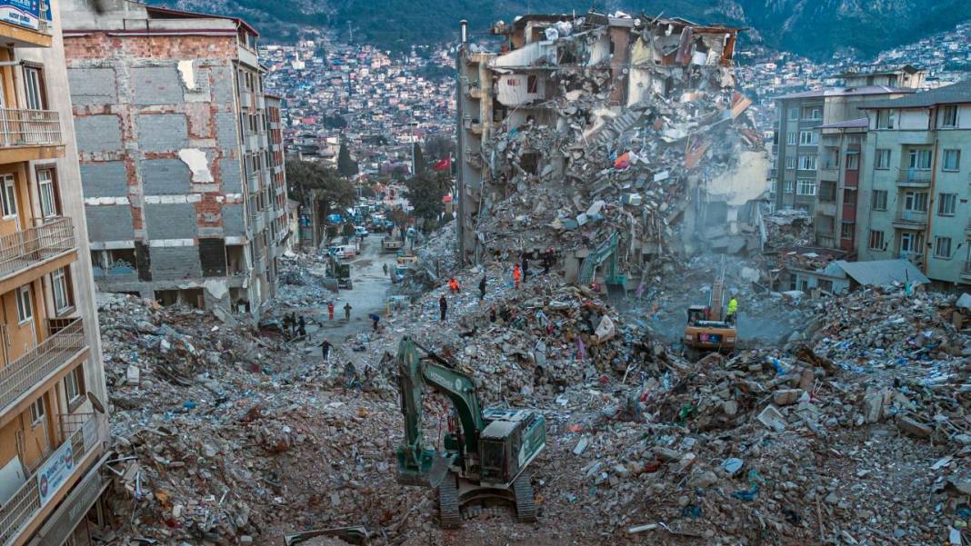Türkiye'nin yeni deprem haritası korkuttu! Konya için 'büyük deprem' uyarısı 5