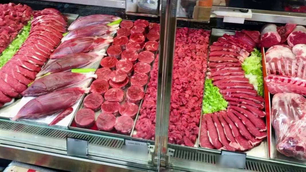 Konya'da bu market 350 liraya 1 kilo et satıyor! Tüm Türkiye'ye örnek oldu 6