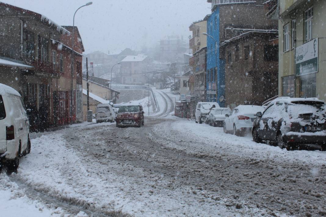 Konya'da 30 santimetre kar yağışı bekleniyor! İşte o konumlar 4