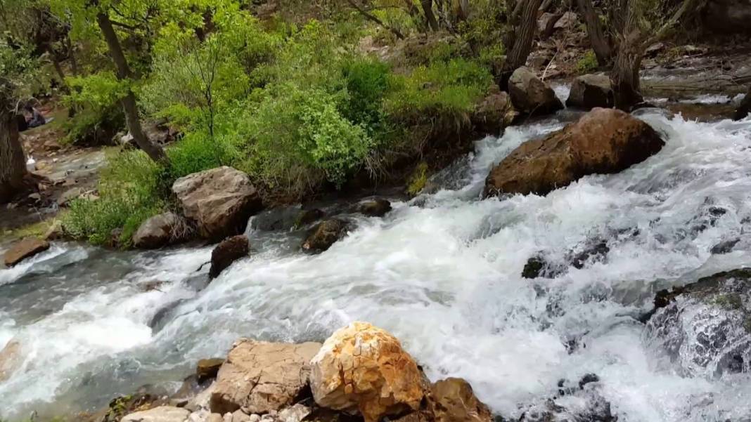 Konya'nın haritada küçük tarihte büyük ilçesi! Tarihi kale antik kent ve şelaleler 9