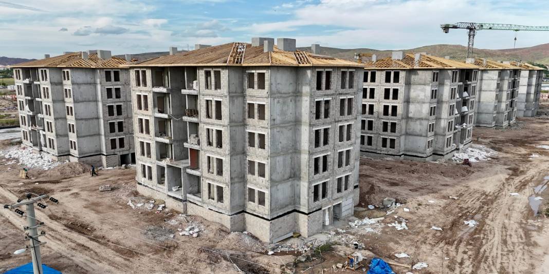 TOKİ 5 bin 800 TL taksitle yüzlerce konut satacak! Son 6 gün 7