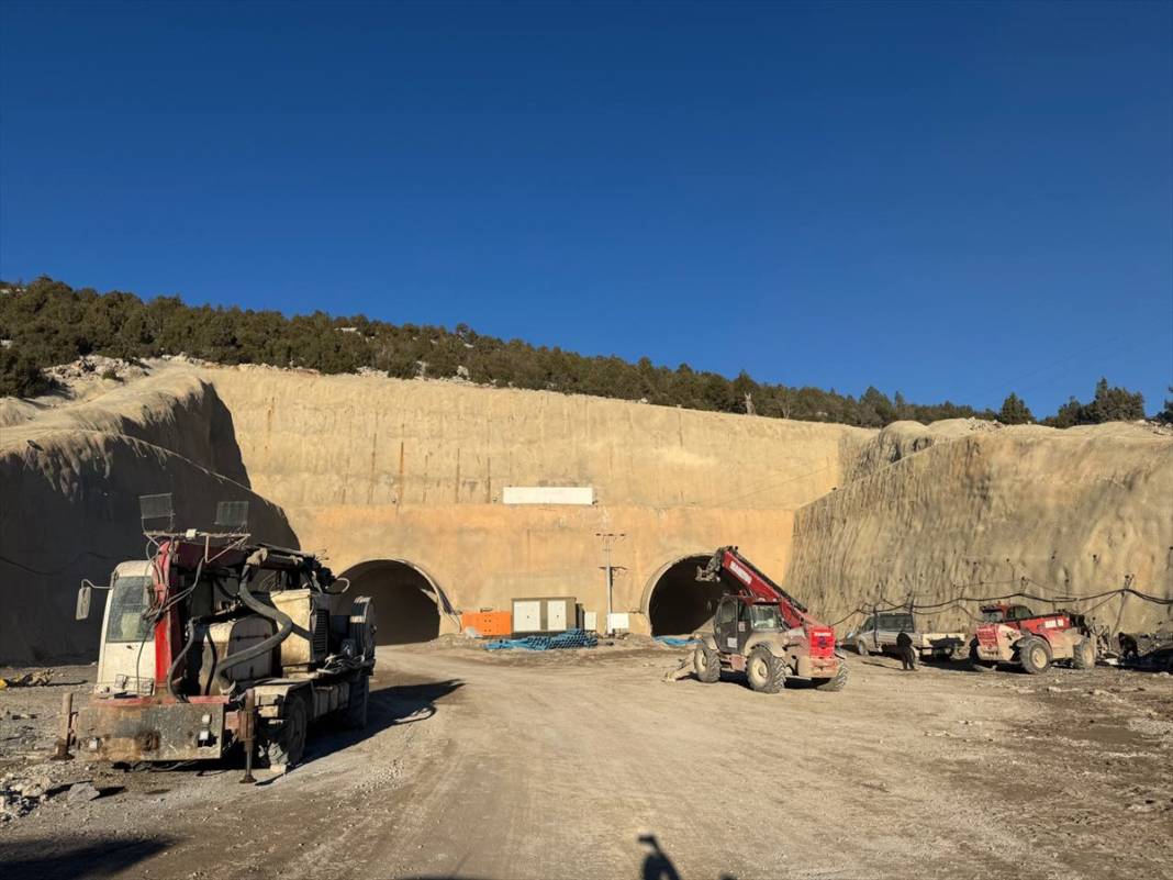 Konya ve Antalya'ya 14 kilometre tünel müjdesi! Yolculuk 2 saat sürecek 5