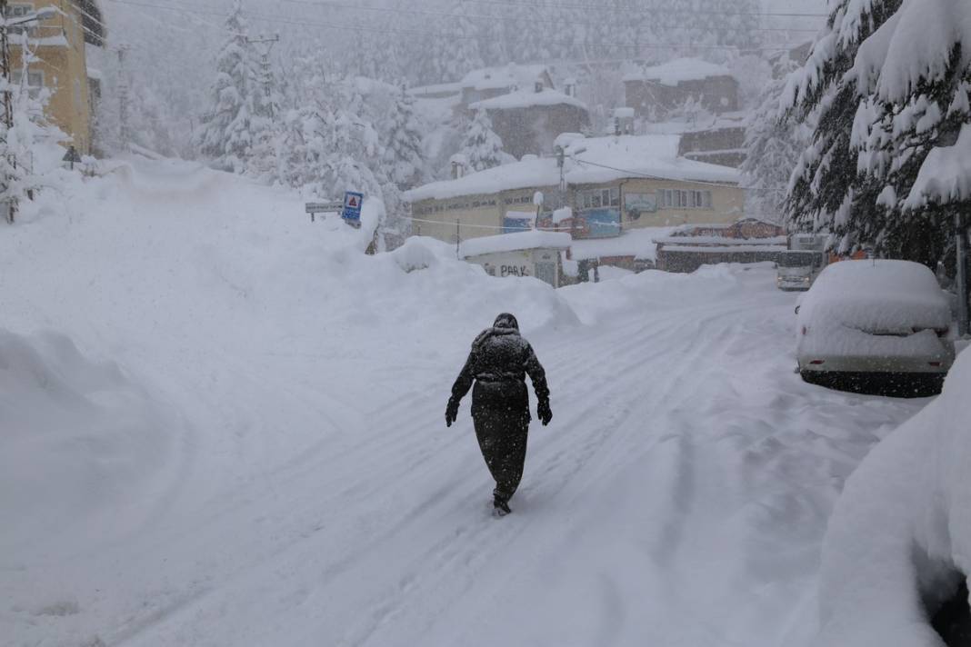 Konya'da kar yağışı bekleniyor! Bu tarihte başlayıp 2 gün sürecek 3