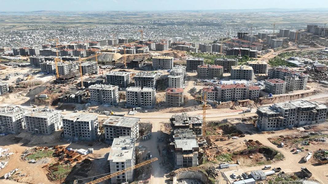 TOKİ ve Emlak Konut 'bu şartı' sağlayanlara ev satacak! İşte şehirlerin tam listesi 7