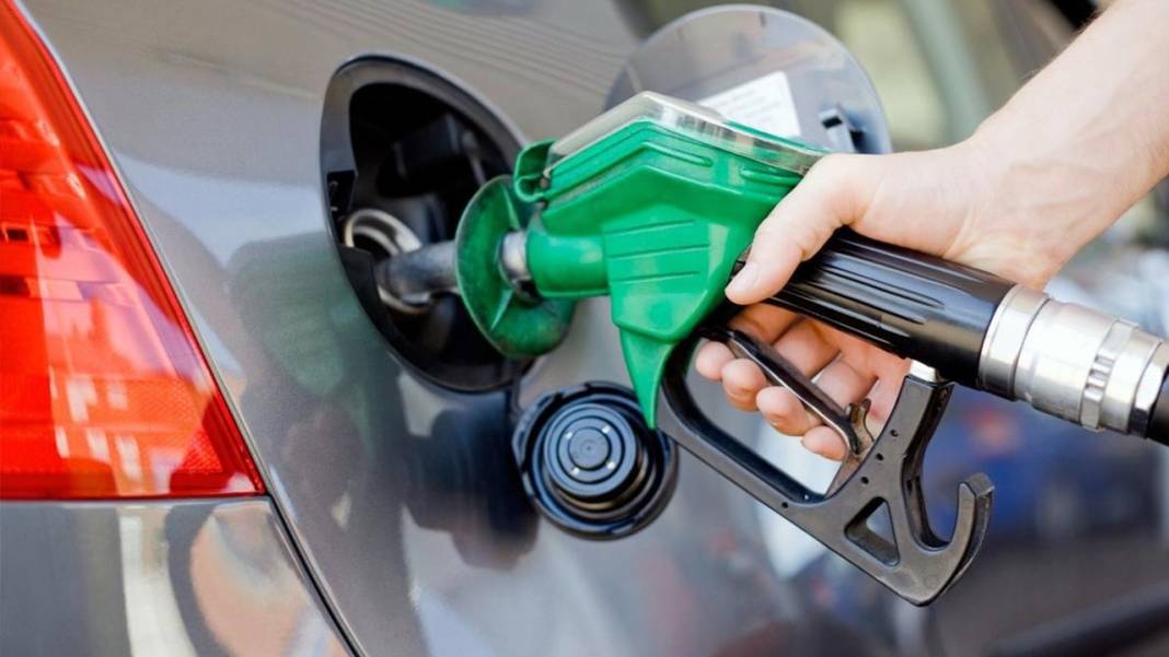 Benzine sadece 7 TL zam geldi! Enflasyonun altında kaldı 10