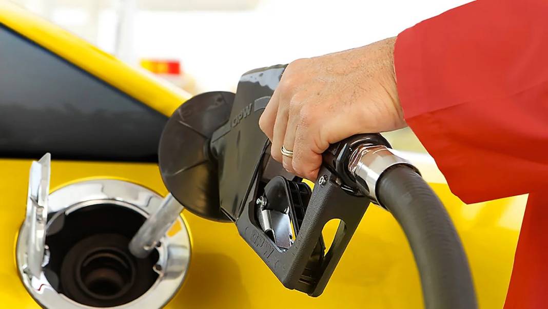 Benzine sadece 7 TL zam geldi! Enflasyonun altında kaldı 6