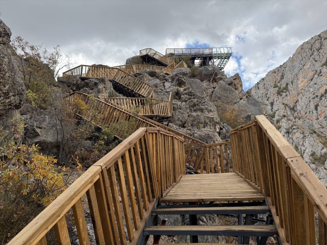 Ankara'ya çok yakın olan doğa harikasını kimse bilmiyor! 4