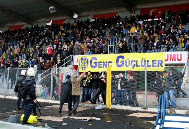 Ankaragücü - Torku Konyaspor maçında olay 10