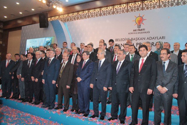 AK Parti adaylarını tanıttı 10
