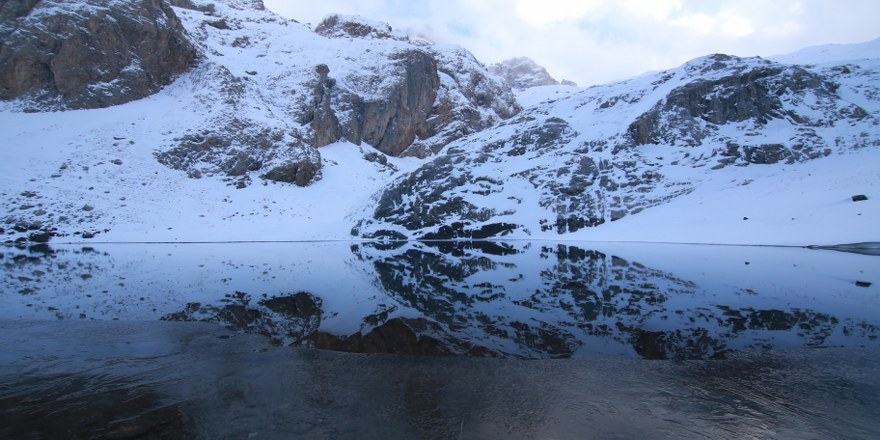 Bolkar'daki buzul göllerinin kış güzelliği büyülüyor 3