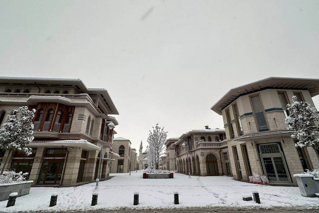 Konya şehir merkezinden kar manzaraları 20