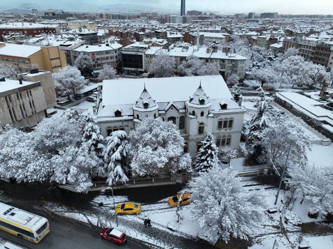 Konya şehir merkezinden kar manzaraları 4