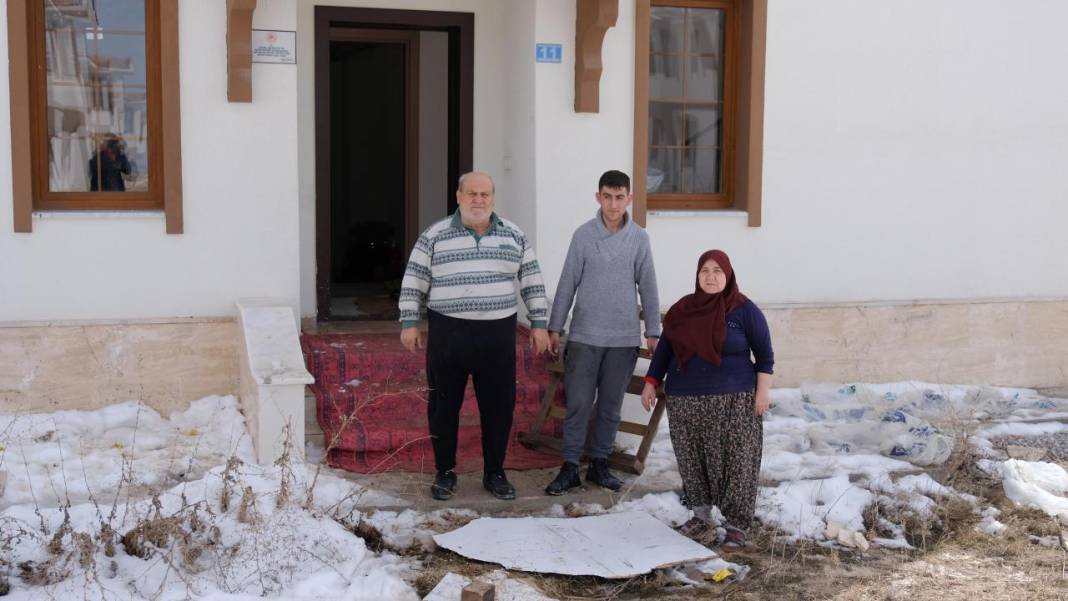 Konya'da bu köyün sakinleri sıfır 72 evi depremzedelere tahsis etti 5