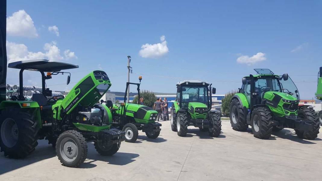 Konya'da rekor satış: Bu firma 60 traktör satın aldı 7