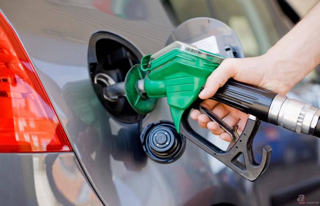 Benzin ve motorin fiyatları için en kritik saatler. Karar belli olacak 3