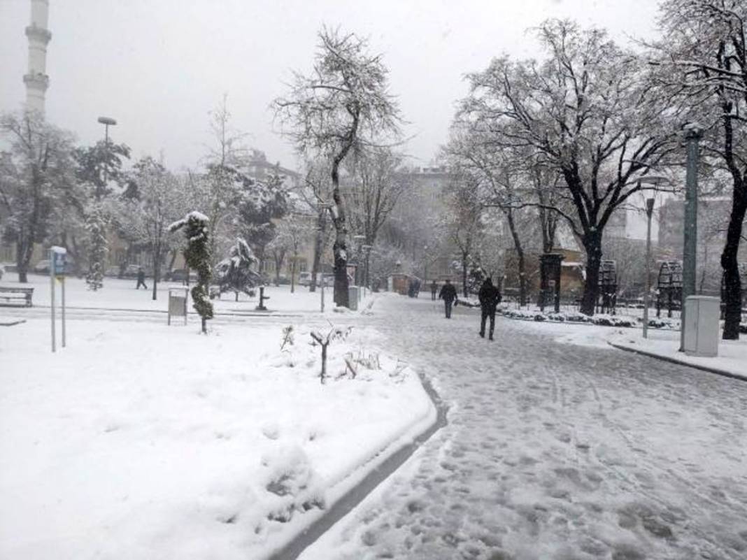 Konya'da kar yağışı bekleniyor! Meteoroloji bu saate işaret etti 6