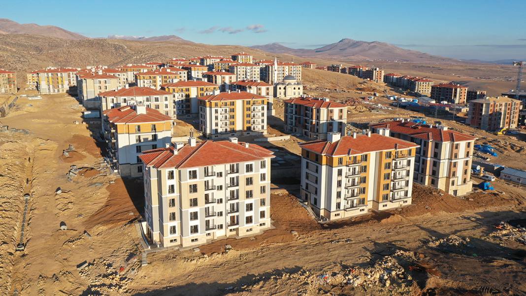 Konya'da TOKİ 1 milyon liraya sıfır daireler satacak! Aylık ödemesi14 bin lira 10