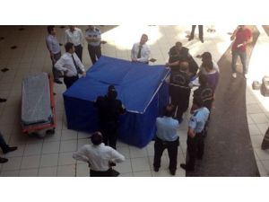Avm'de 4. Kattan Düşen Kadın Hayatını Kaybetti