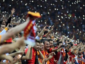 Galatasaray'dan İzmir vurgunu!