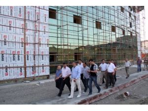 Kafkas'tan '100 Yataklı Hastaneyi İki Aya Bitirin' Talimatı