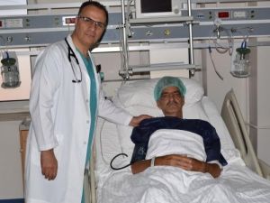 10 Yıldır Tıkalı Olan Bacak Damarı Anjiyo İle Açıldı