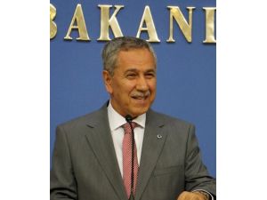 Arınç: Pyd'nin Özerklik Peşinde Olması Hoş Olmayan Bir Durum