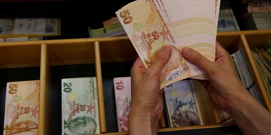 Hazine 1.4 milyar lira borçlandı
