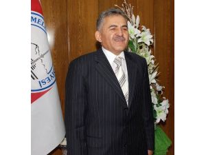 Memduh Büyükkılıç’tan Gazetecilere Kutlama