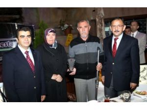 'Koruyucu Ailelere Gıpta Ediyoruz'