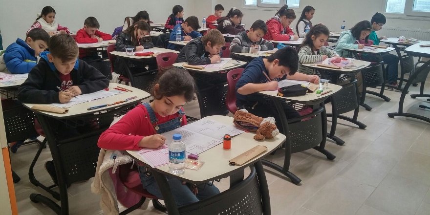Türkiye’nin başarılı öğrencileri Mektebim’de